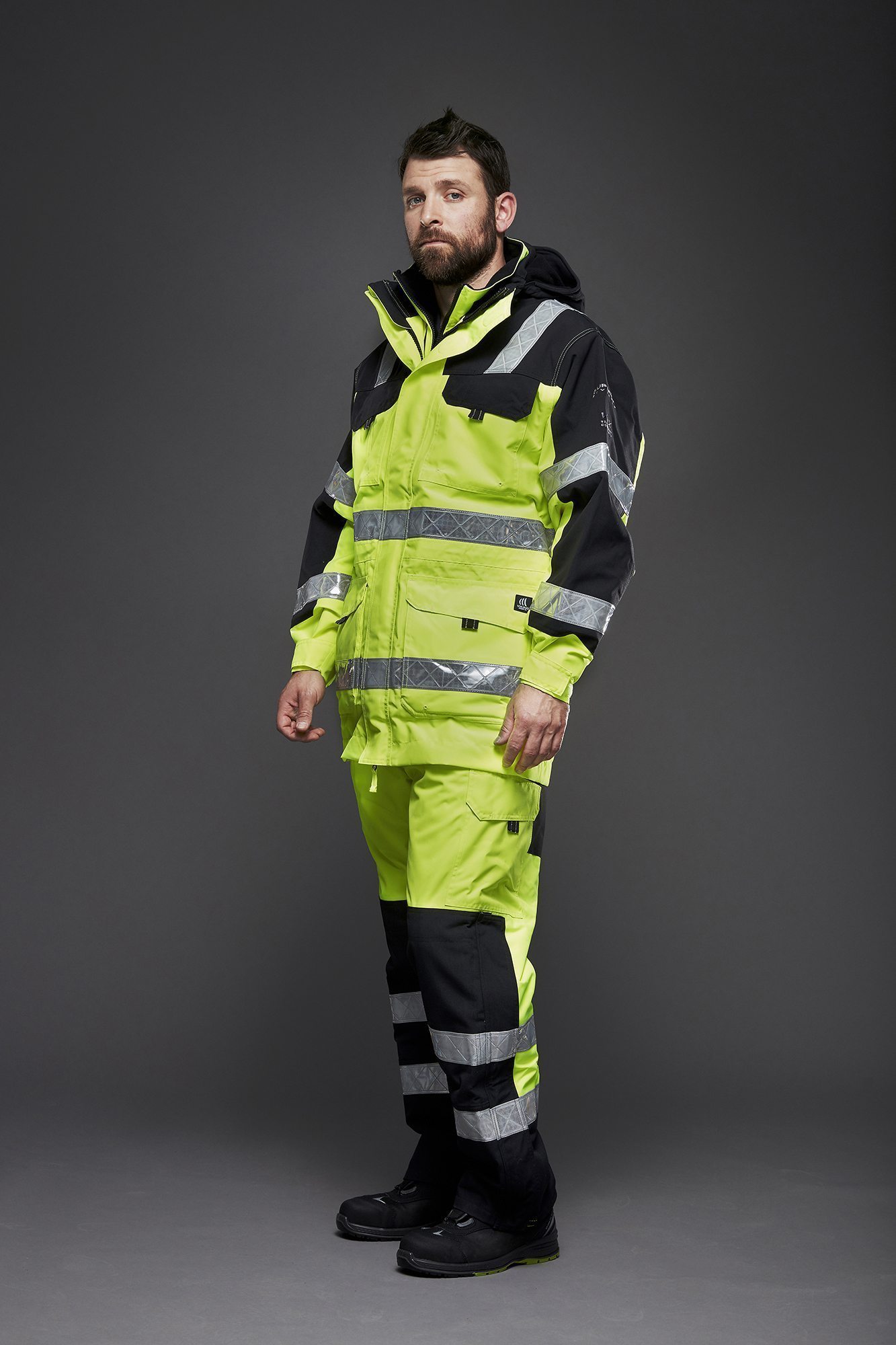 VR_280817_052 1 Superior bibtrouser and parka in HiVIs Yellow, the ultimate weather protection from VIiking Rubber Co.